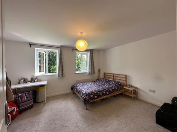 Kensington Close, Heaton Moor, Heaton Moor - Image 4