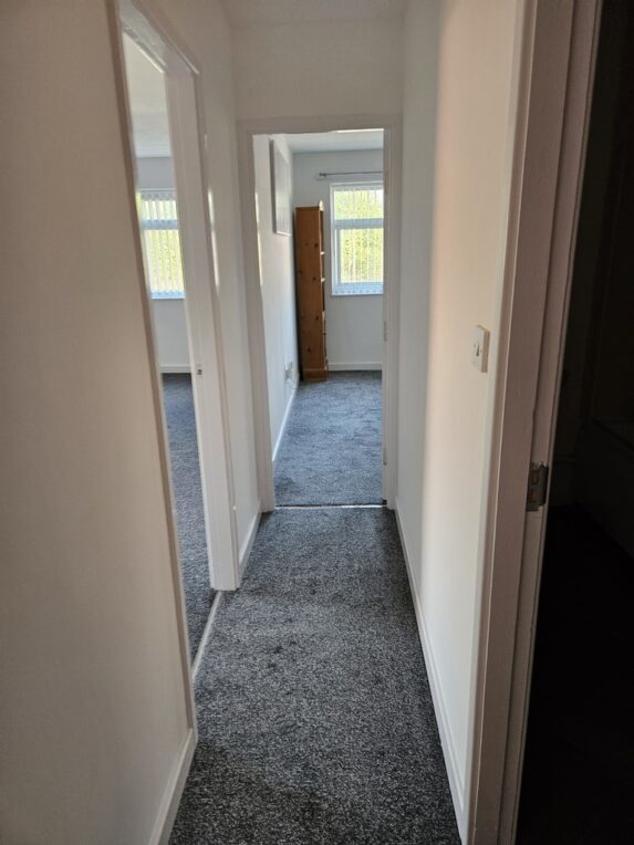 Cross Lane, Radcliffe, Radcliffe - Image 5