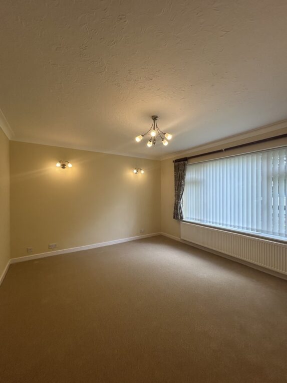Grange Park Avenue, Wilmslow, <br />
<b>Warning</b>:  Undefined array key 60 in <b>/data04/hatton/public_html/wp-content/uploads/wpallimport/functions.php</b> on line <b>378</b><br /> - Image 13