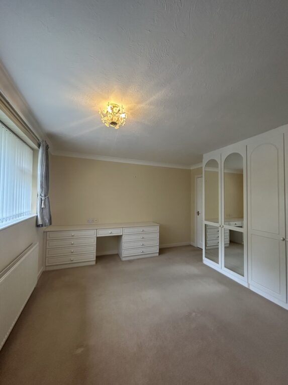 Grange Park Avenue, Wilmslow, <br />
<b>Warning</b>:  Undefined array key 60 in <b>/data04/hatton/public_html/wp-content/uploads/wpallimport/functions.php</b> on line <b>378</b><br /> - Image 18