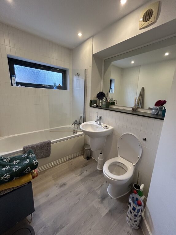 Apartment 9, 5 Larke Rise, Didsbury - Image 10
