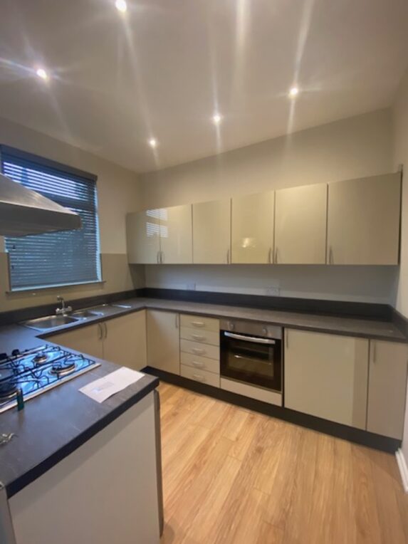 Fox Street, Didsbury - Image 4