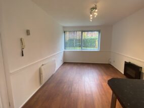 2 Parsonage Court, Heaton Moor