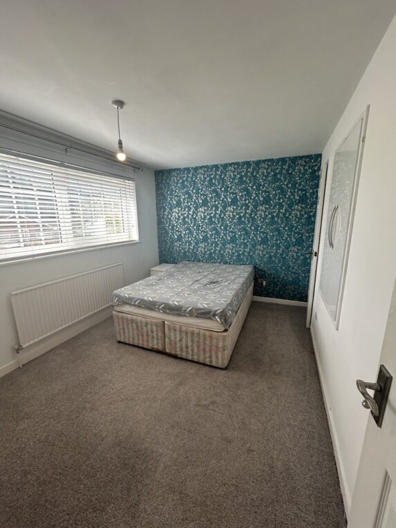 New Lawns, Reddish, Reddish - Image 15