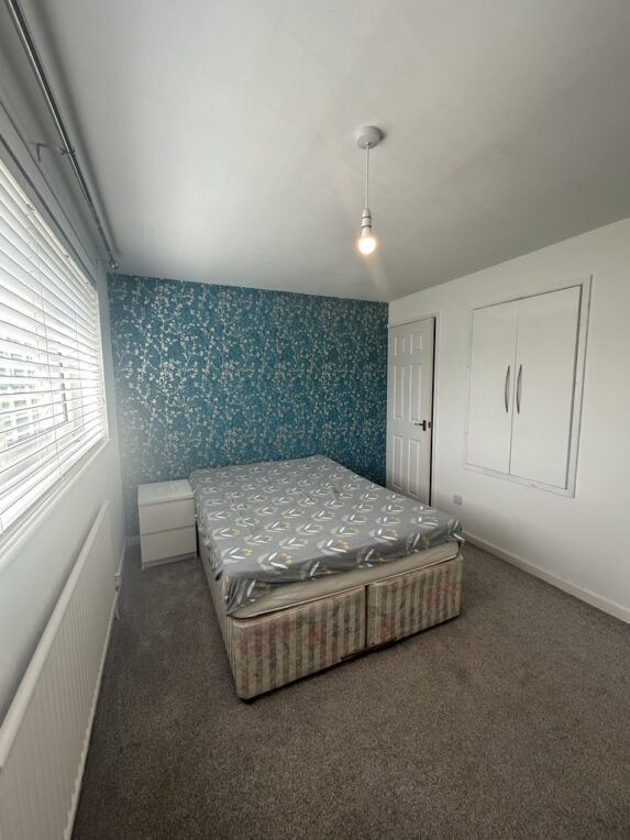 New Lawns, Reddish, Reddish - Image 16