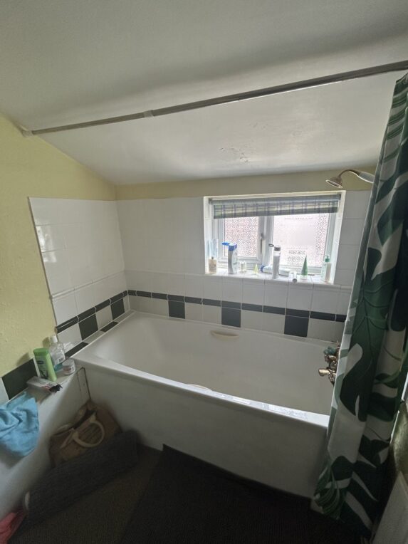Davenfield Road, Didsbury - Image 3