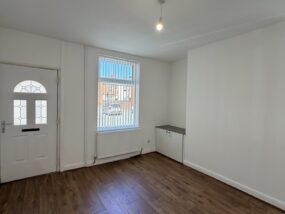 Alternative view of Luton Road, Reddish, Reddish